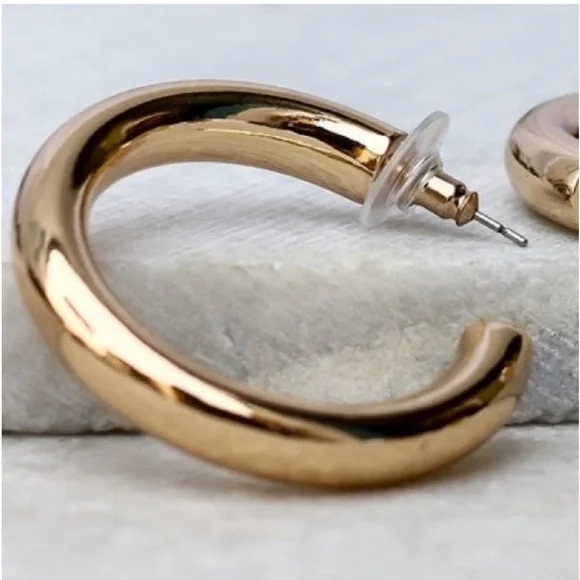 New 14k Gold Plated Sterling Silver Classic 4mm Hoop Push Back Stud Earrings - Picture 7 of 9